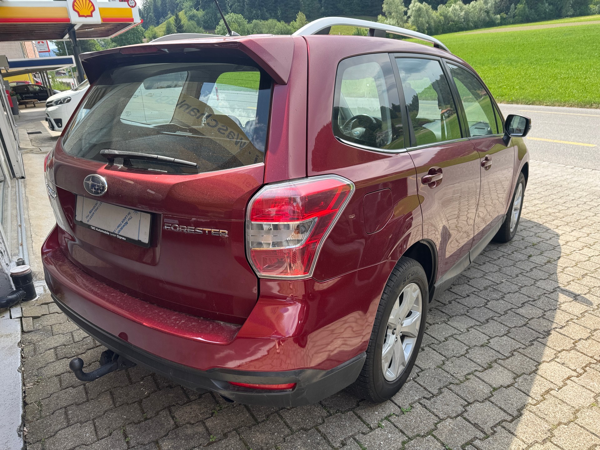 SUBARU Forester 2.0i Swiss Lineartronic-image-3
