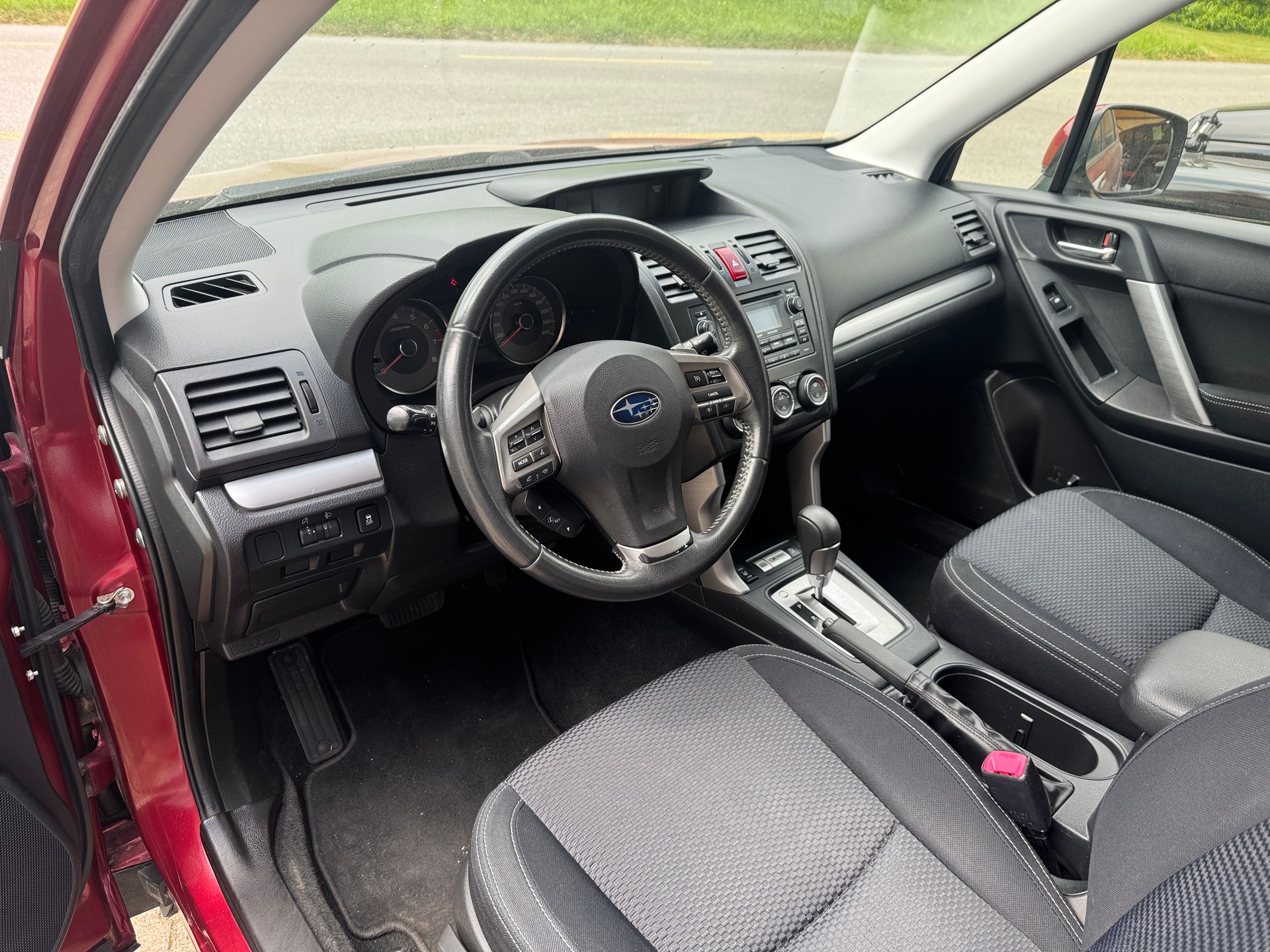 SUBARU Forester 2.0i Swiss Lineartronic-image-6