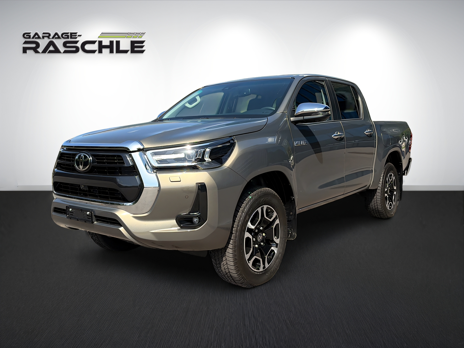 TOYOTA Hilux 2.8d MHEV Style Double Cab 4x4-showroom-element-2