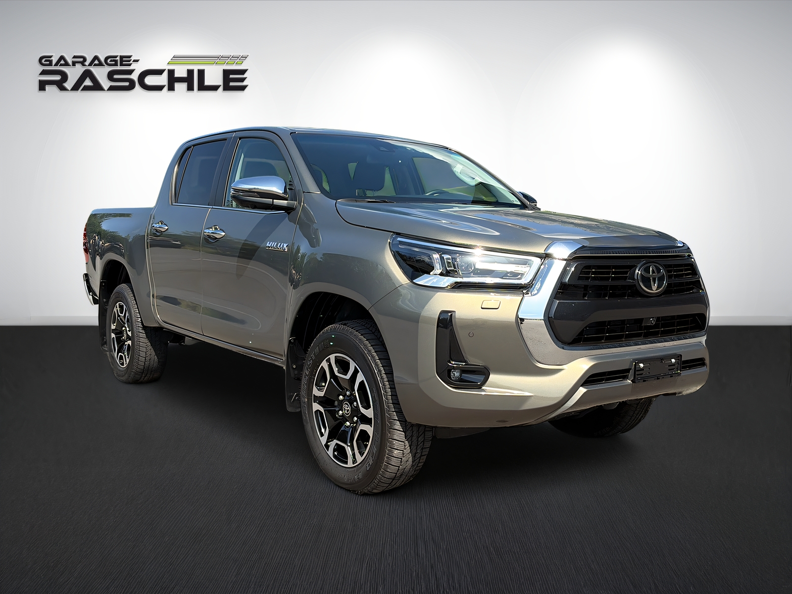 TOYOTA Hilux 2.8d MHEV Style Double Cab 4x4