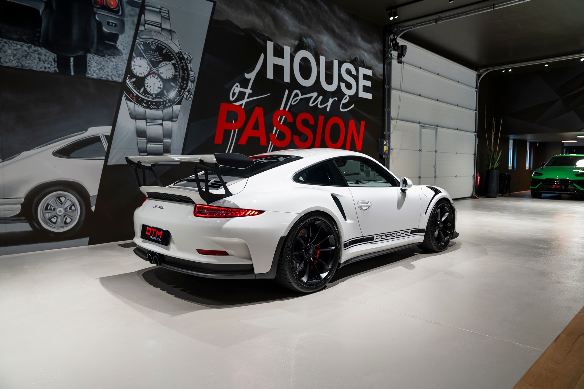 PORSCHE 911 GT3 RS PDK-showroom-element-3