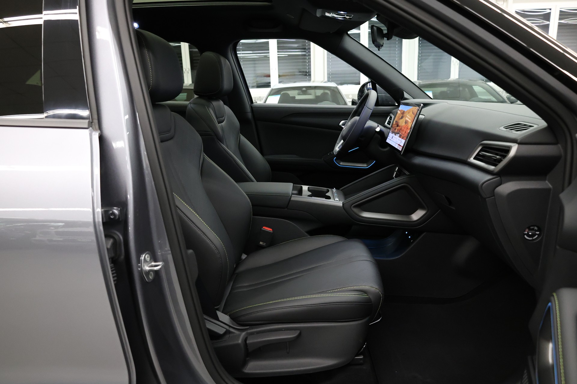 BYD Atto 2 Boost DM-i PHEV-image-12
