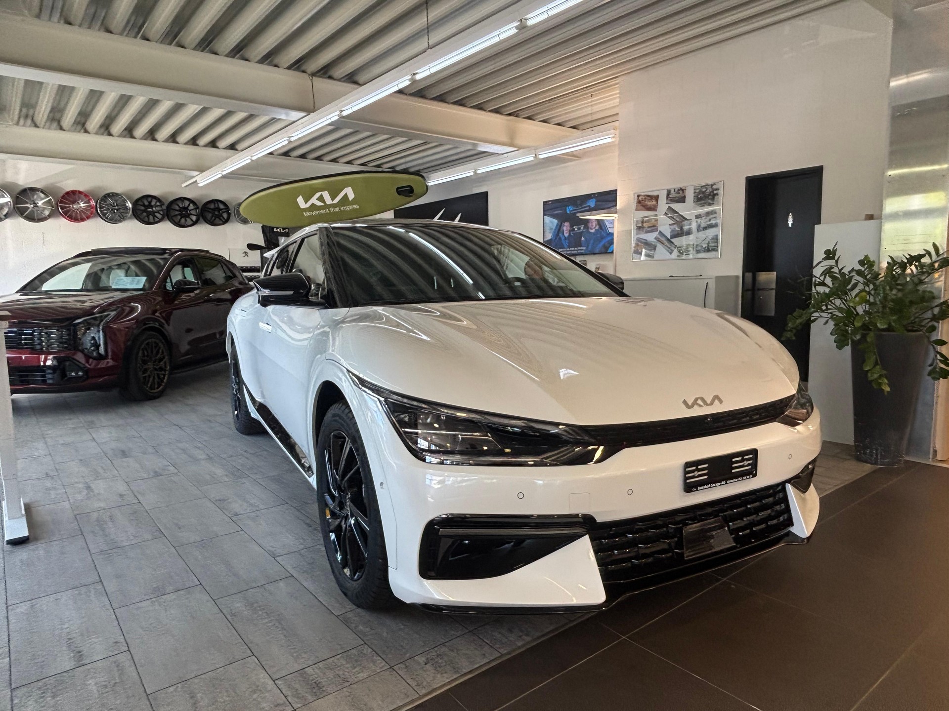 KIA EV6 77 kWh GT-Line 4x4-showroom-element-2