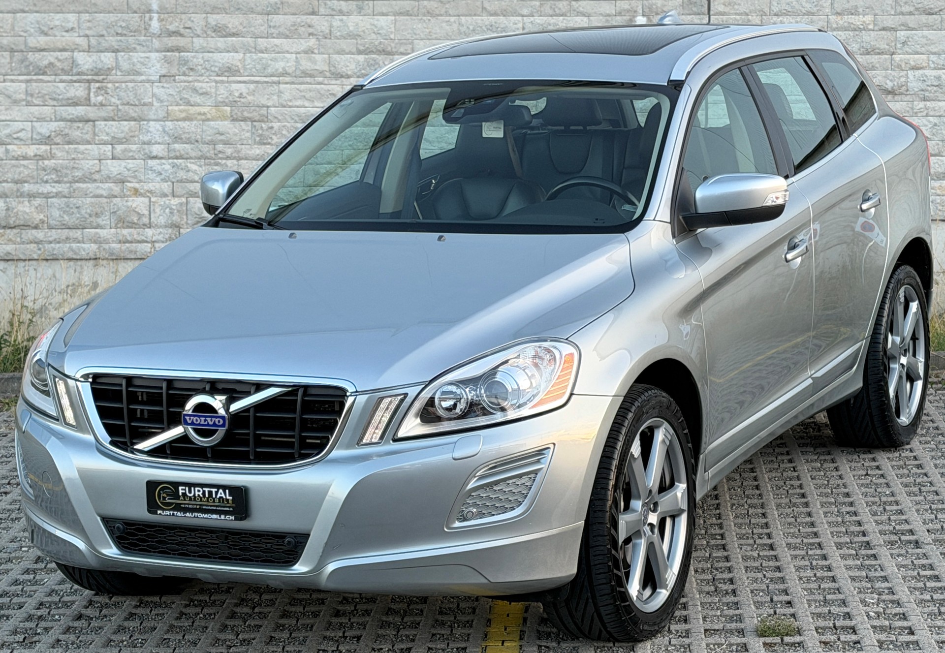 VOLVO XC60 T5 Summum Powershift-image-5