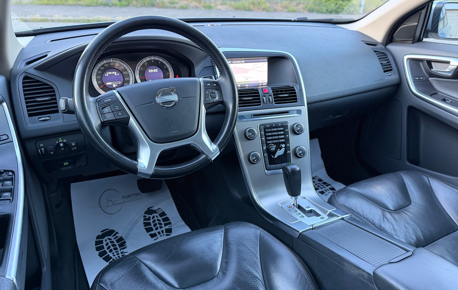 VOLVO XC60 T5 Summum Powershift-image-13