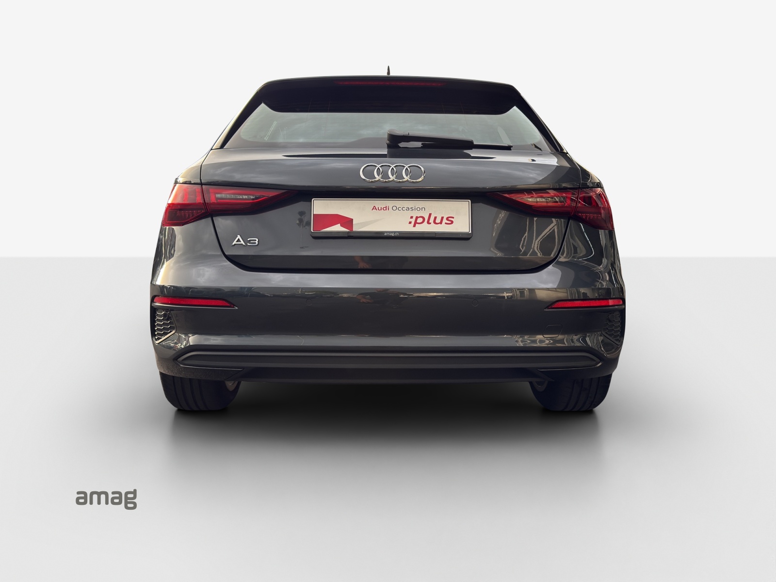 AUDI A3 Sportback 35 TFSI Attraction S-tronic-showroom-element-3