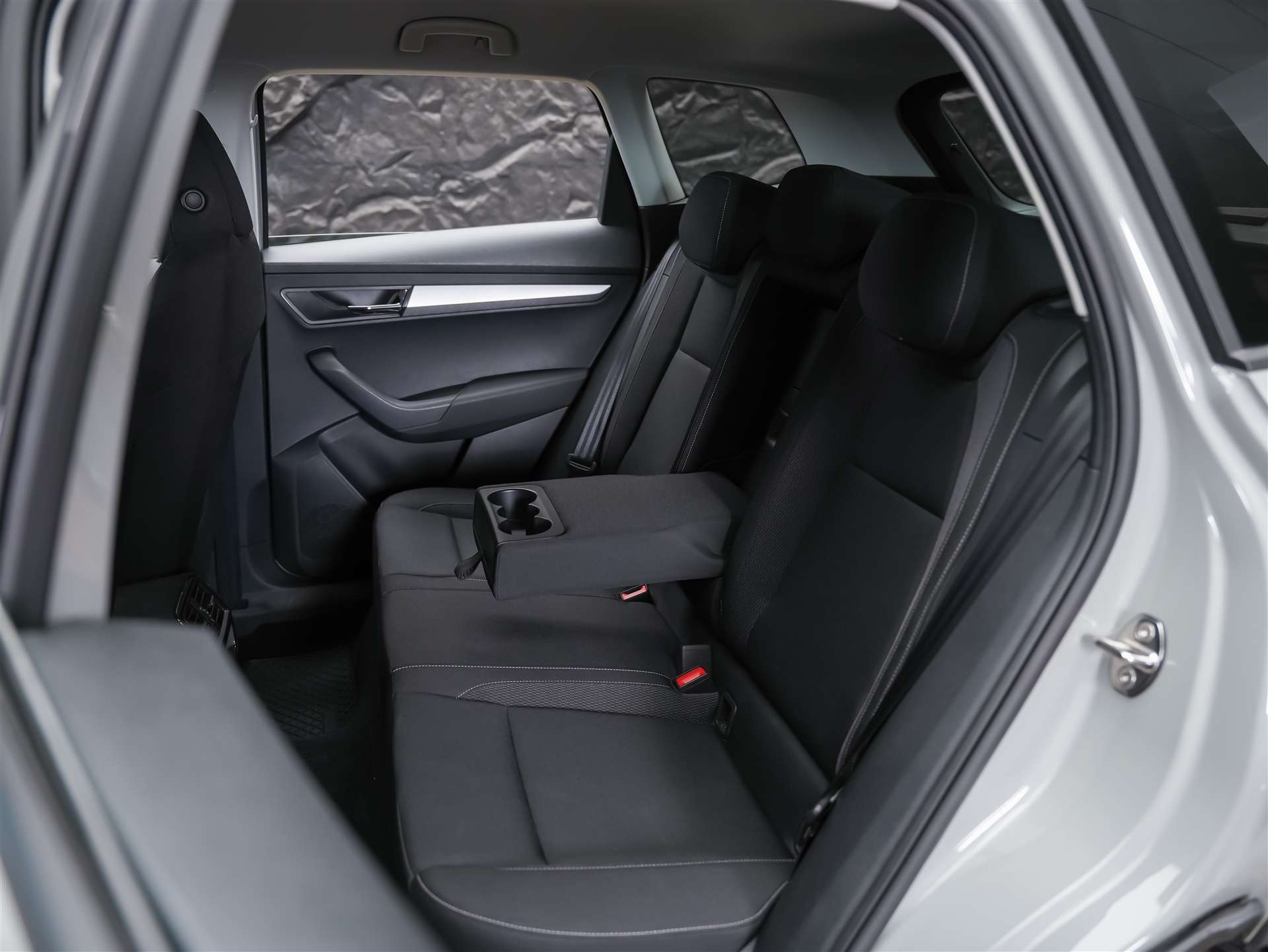 SKODA Karoq 1.5 TSI Selection DSG *Sitzheizung*Lenkradheizung*Rückfahrkamera*-image-13