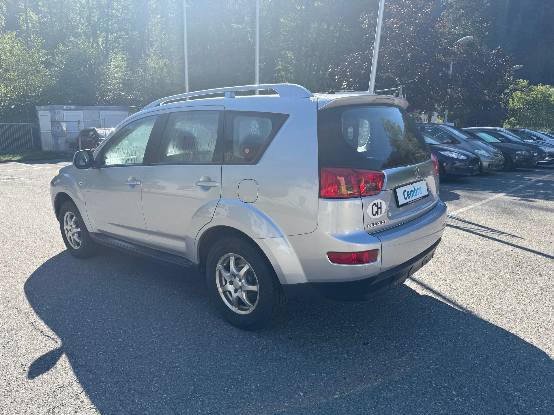 PEUGEOT 4007 2.4 Dynamic CVT-showroom-element-3