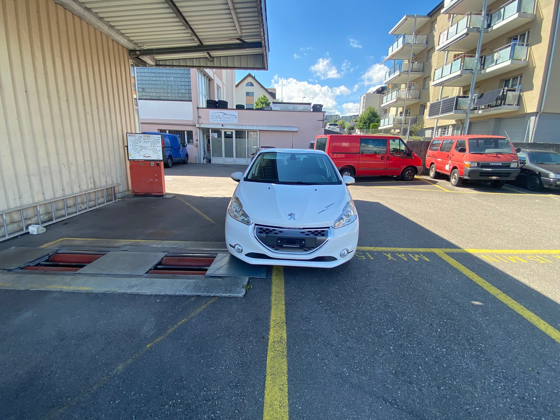 PEUGEOT 208 1.4 e-HDi Active EGS5