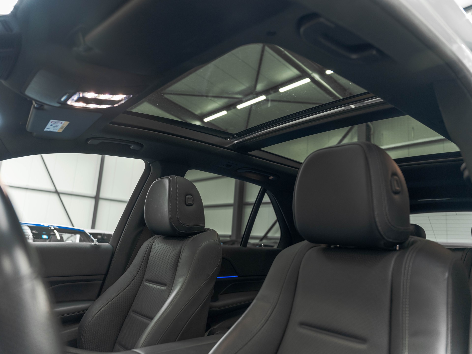MERCEDES-BENZ GLE 450 4Matic AMG Line 9G-Tronic-image-11