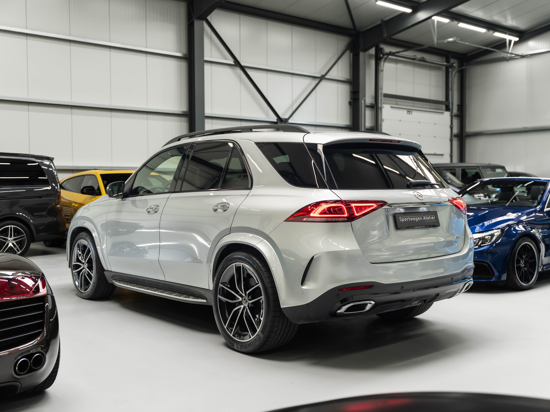 MERCEDES-BENZ GLE 450 4Matic AMG Line 9G-Tronic-showroom-element-1