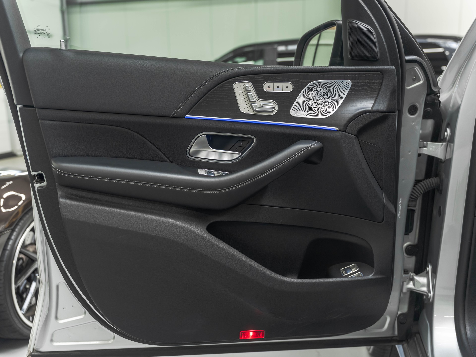 MERCEDES-BENZ GLE 450 4Matic AMG Line 9G-Tronic-image-20