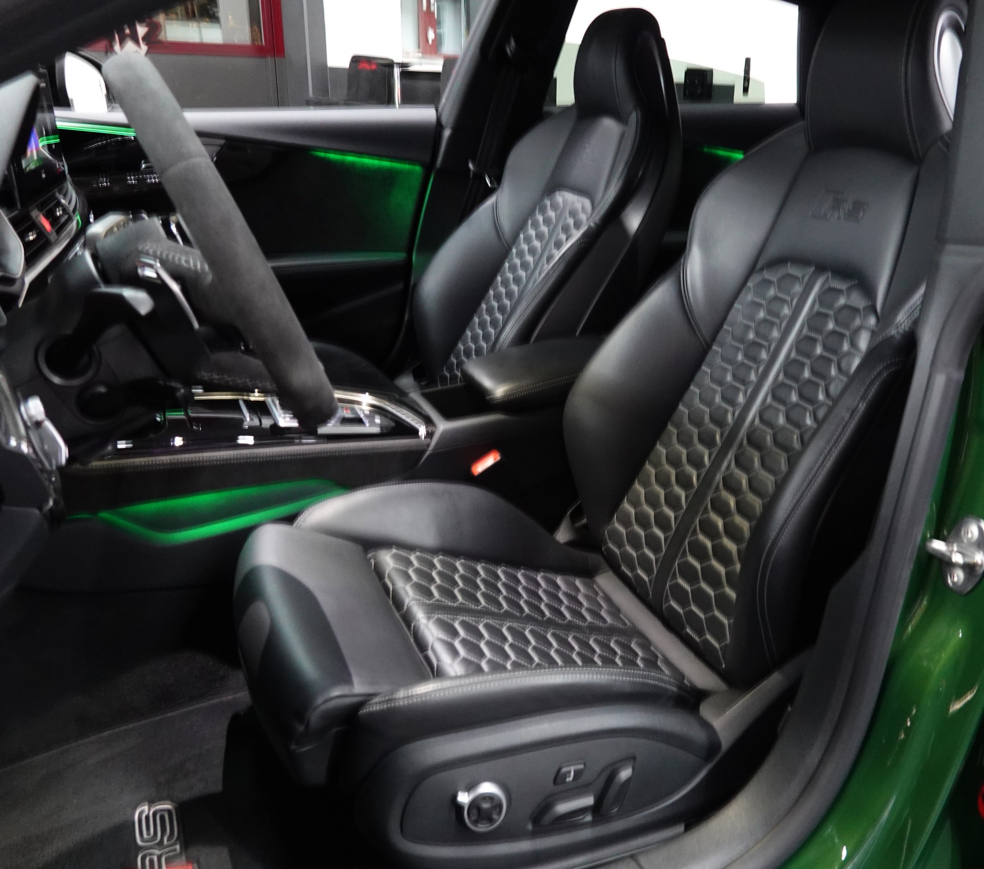 AUDI RS5 SPORTBACK 2.9 TFSI QUATTRO TIPTRONIC CARBON-KERAMIK ON TOP-image-39