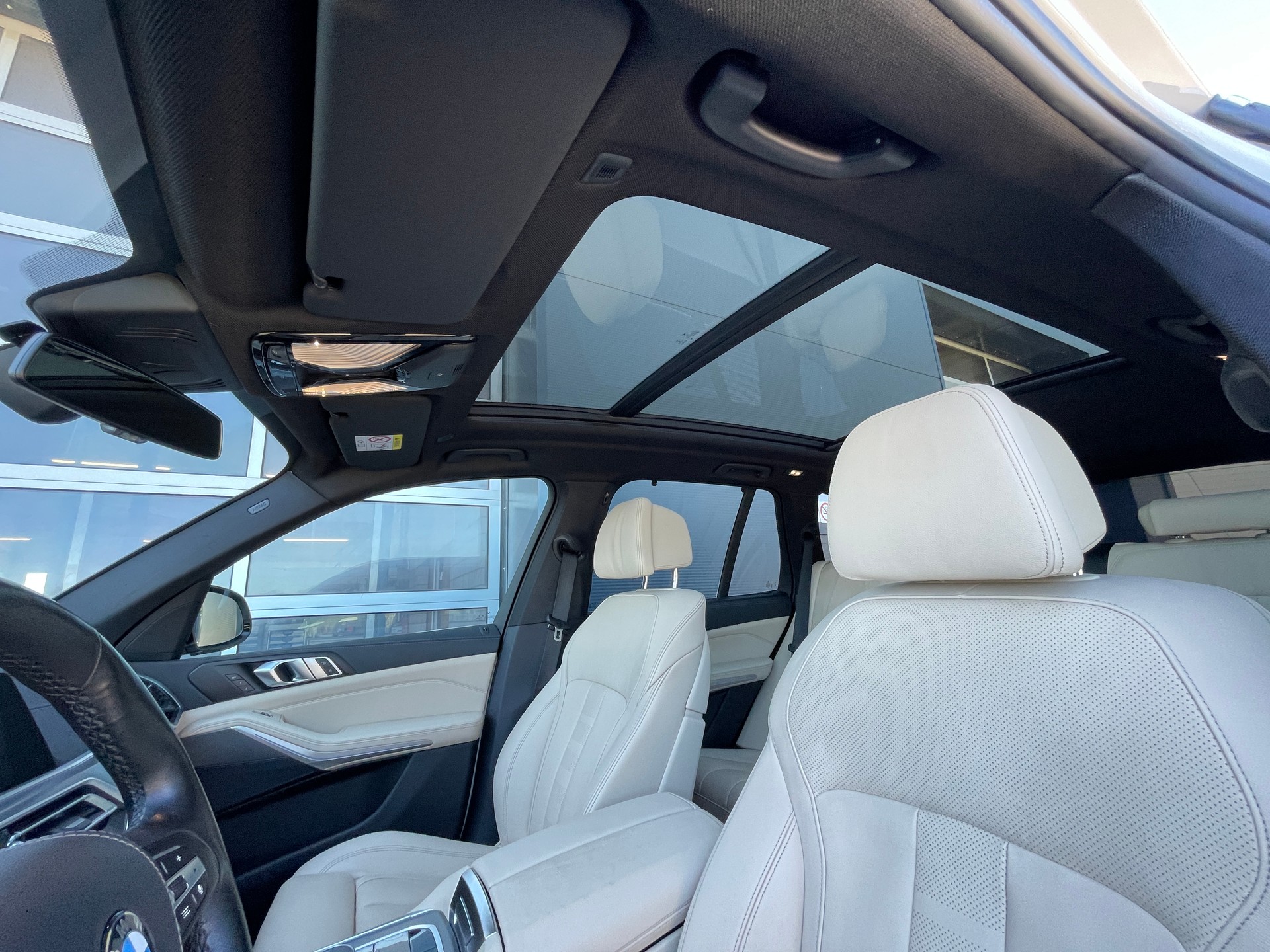 BMW X5 xDrive 48V 30d Steptronic-image-13