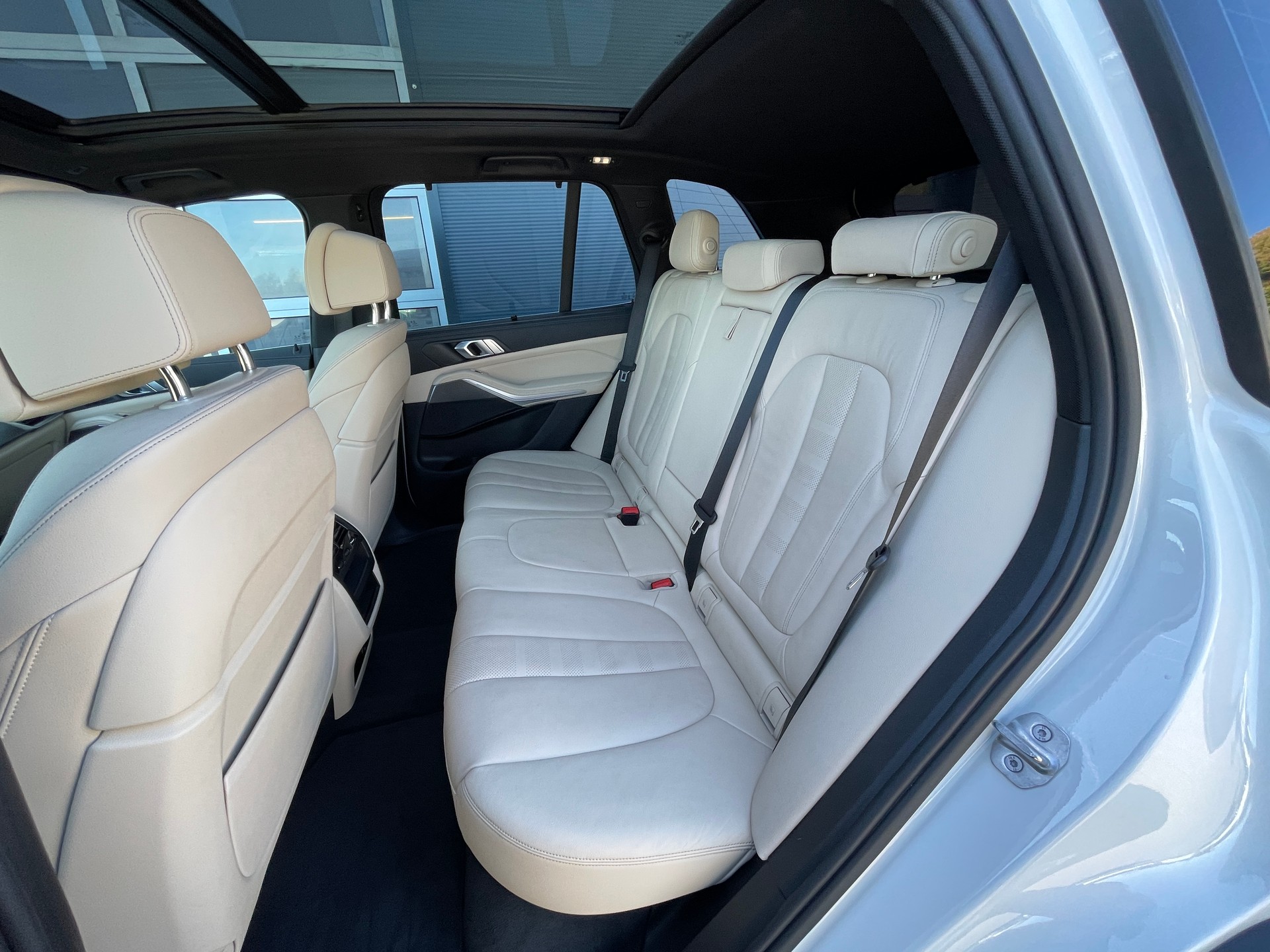 BMW X5 xDrive 48V 30d Steptronic-image-14