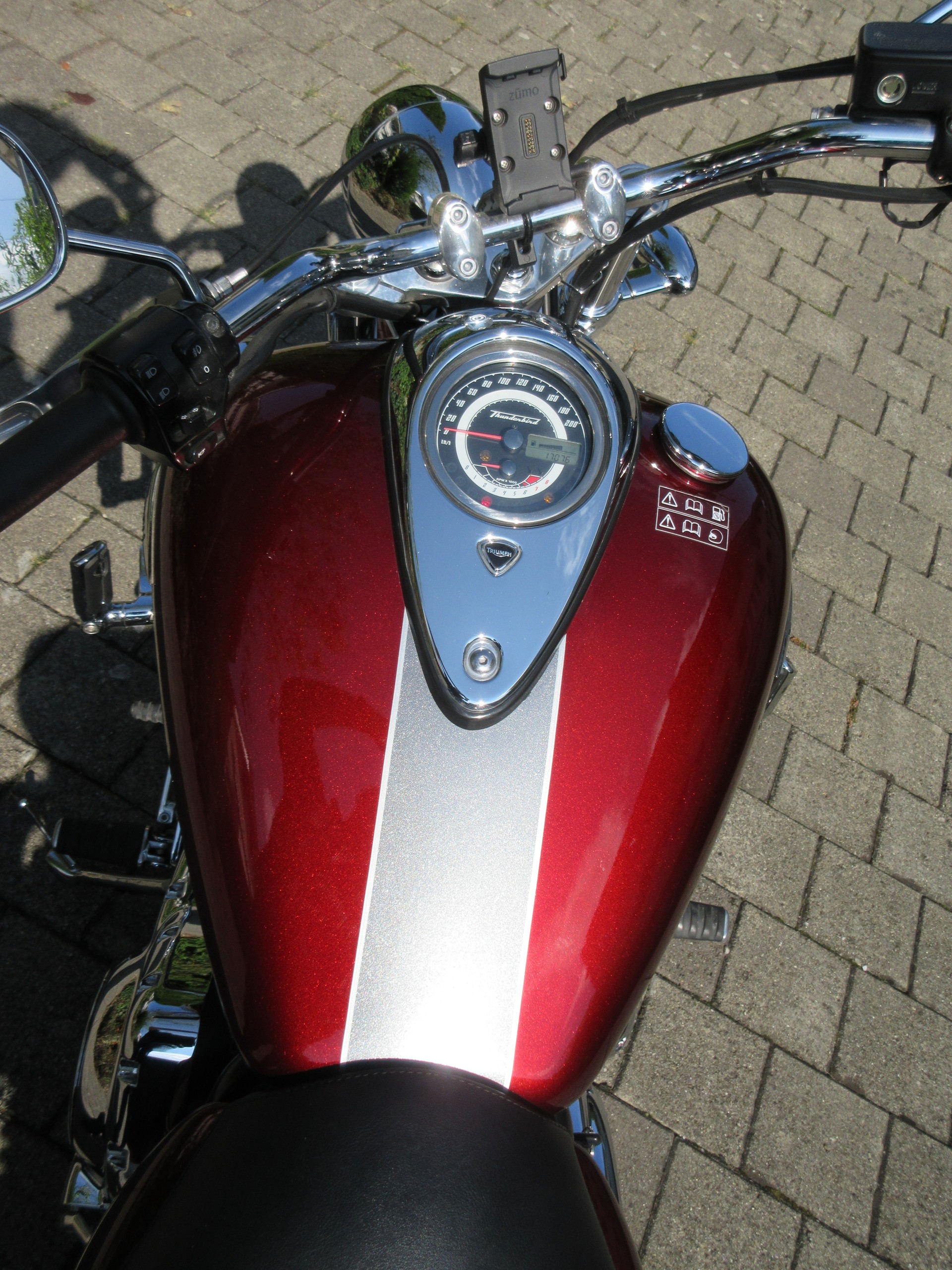TRIUMPH Thunderbird 1600 ABS-image-2