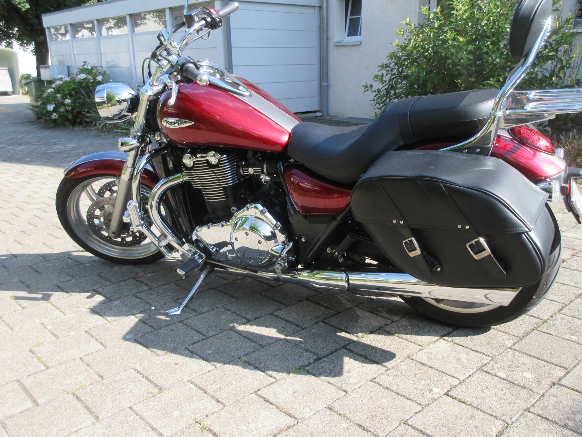 TRIUMPH Thunderbird 1600 ABS-image-1
