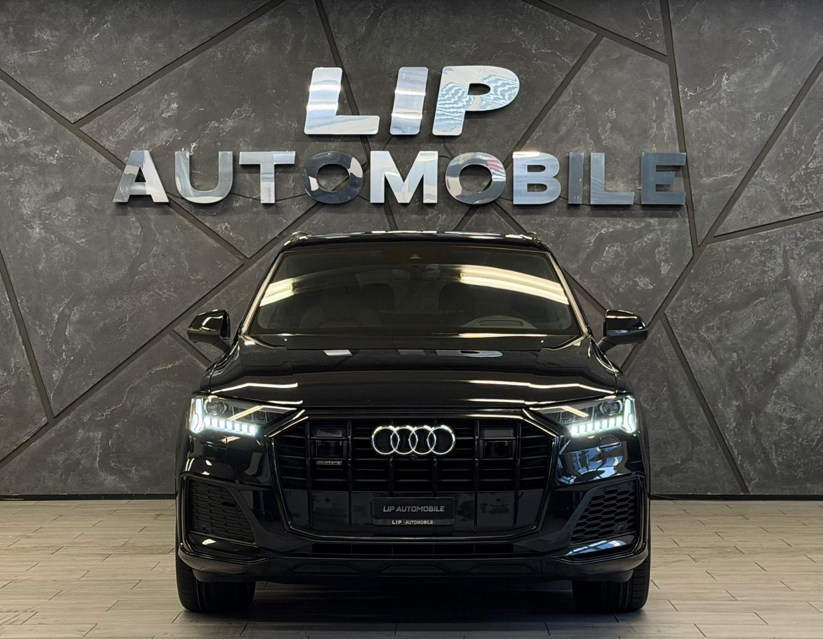 AUDI Q7 50 TDI quattro S Line tiptronic 7Plätze-showroom-element-1
