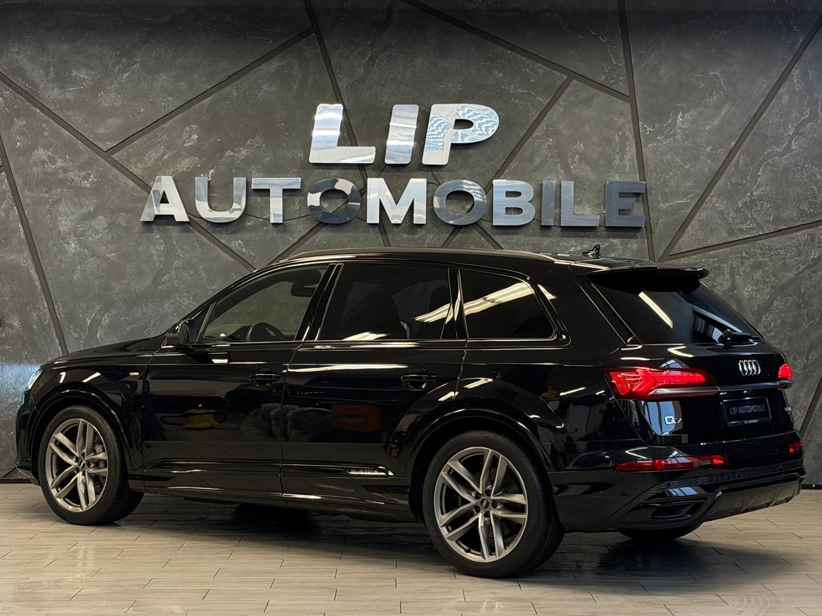 AUDI Q7 50 TDI quattro S Line tiptronic 7Plätze-image-7