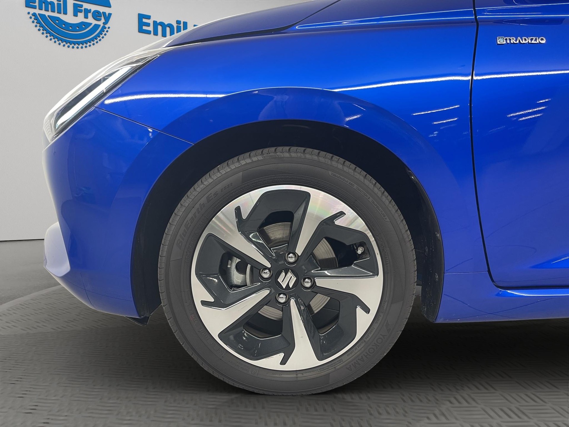 SUZUKI Swift 1.2 Tradizio Top Hybrid-showroom-element-3