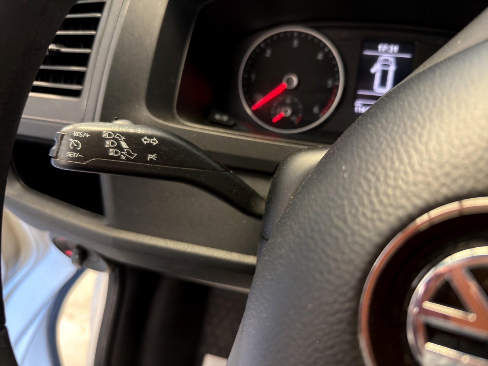 VW T6 2.0 TDI-image-10