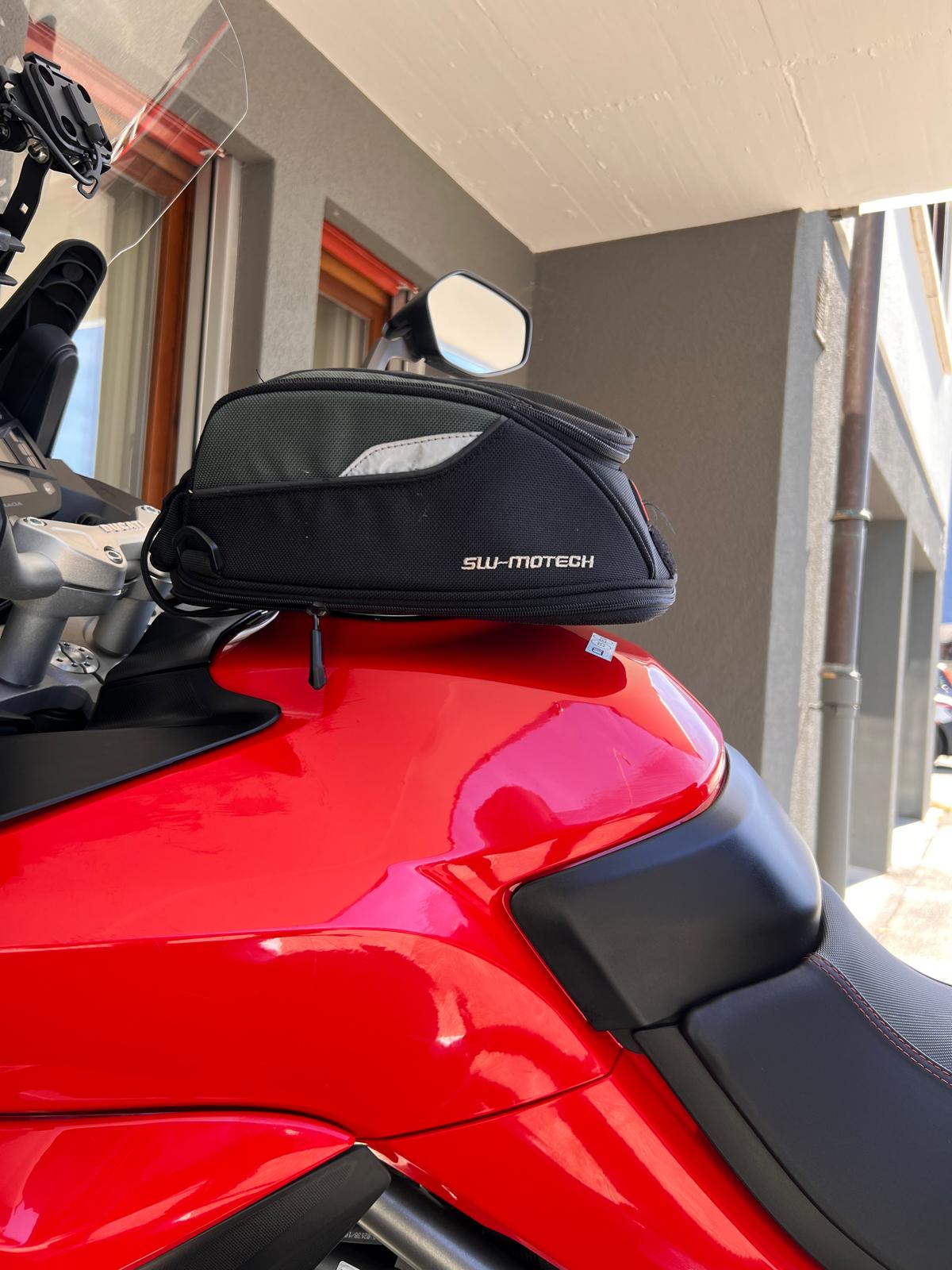 DUCATI 1260S-image-5