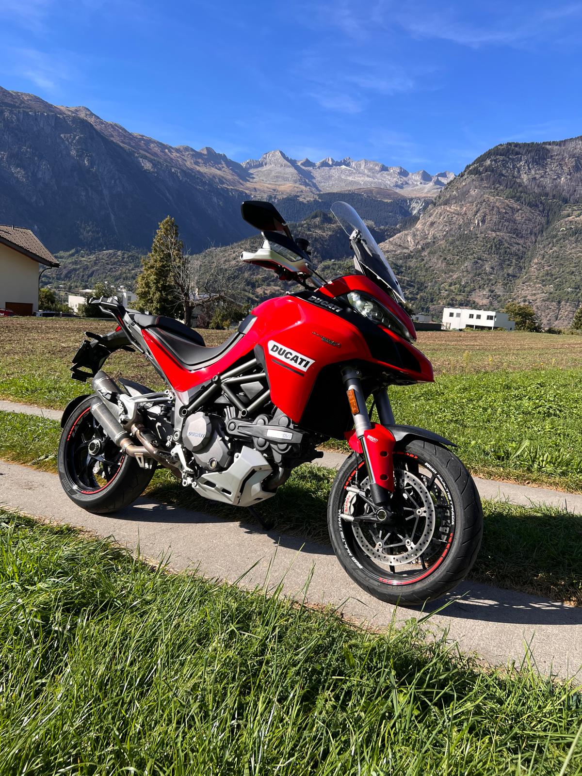 DUCATI 1260S-image-0
