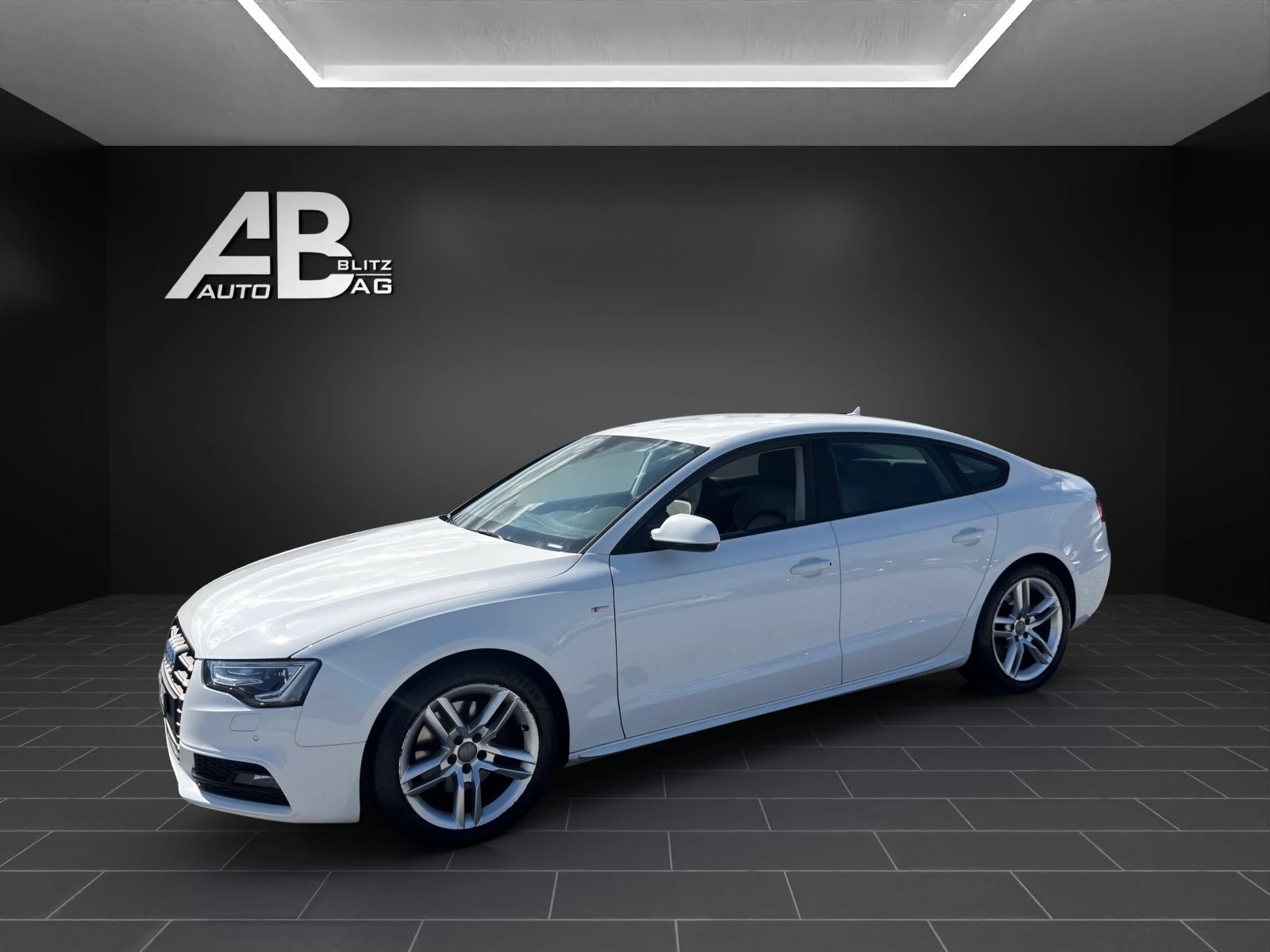 AUDI A5 Sportback 3.0 TDI S-Line quattro S-tronic mit 245 PS-showroom-element-1