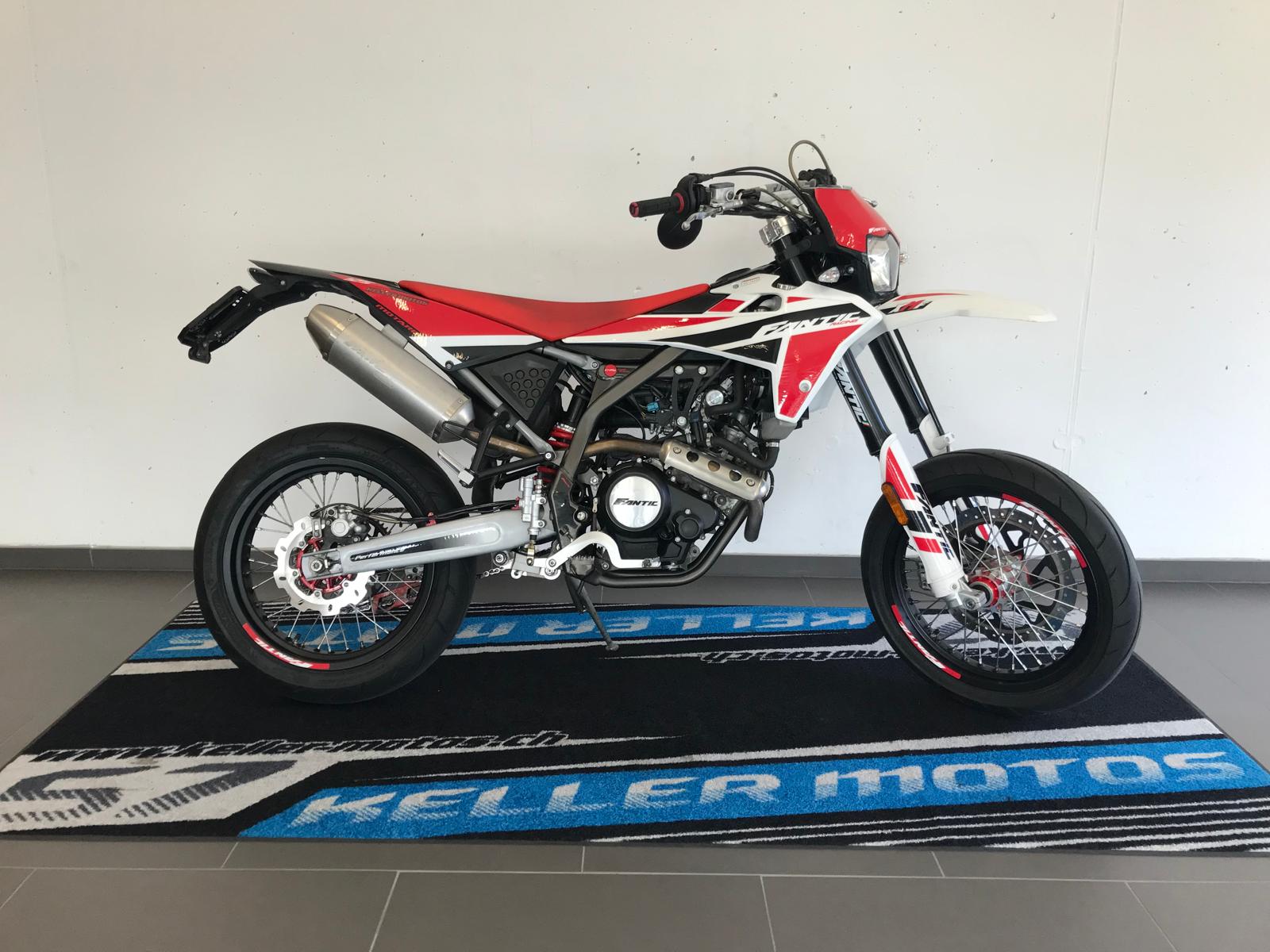 FANTIC XMF 125 Motard-image-0