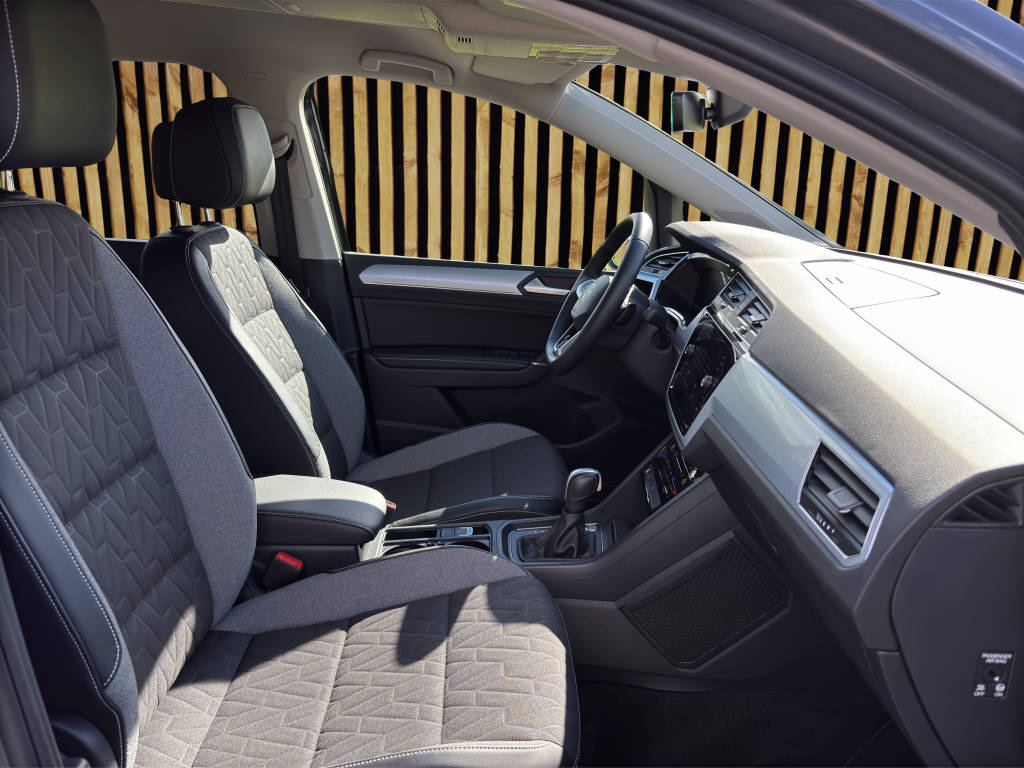 VW Touran 1.5 TSI Comfortline United DSG-image-4