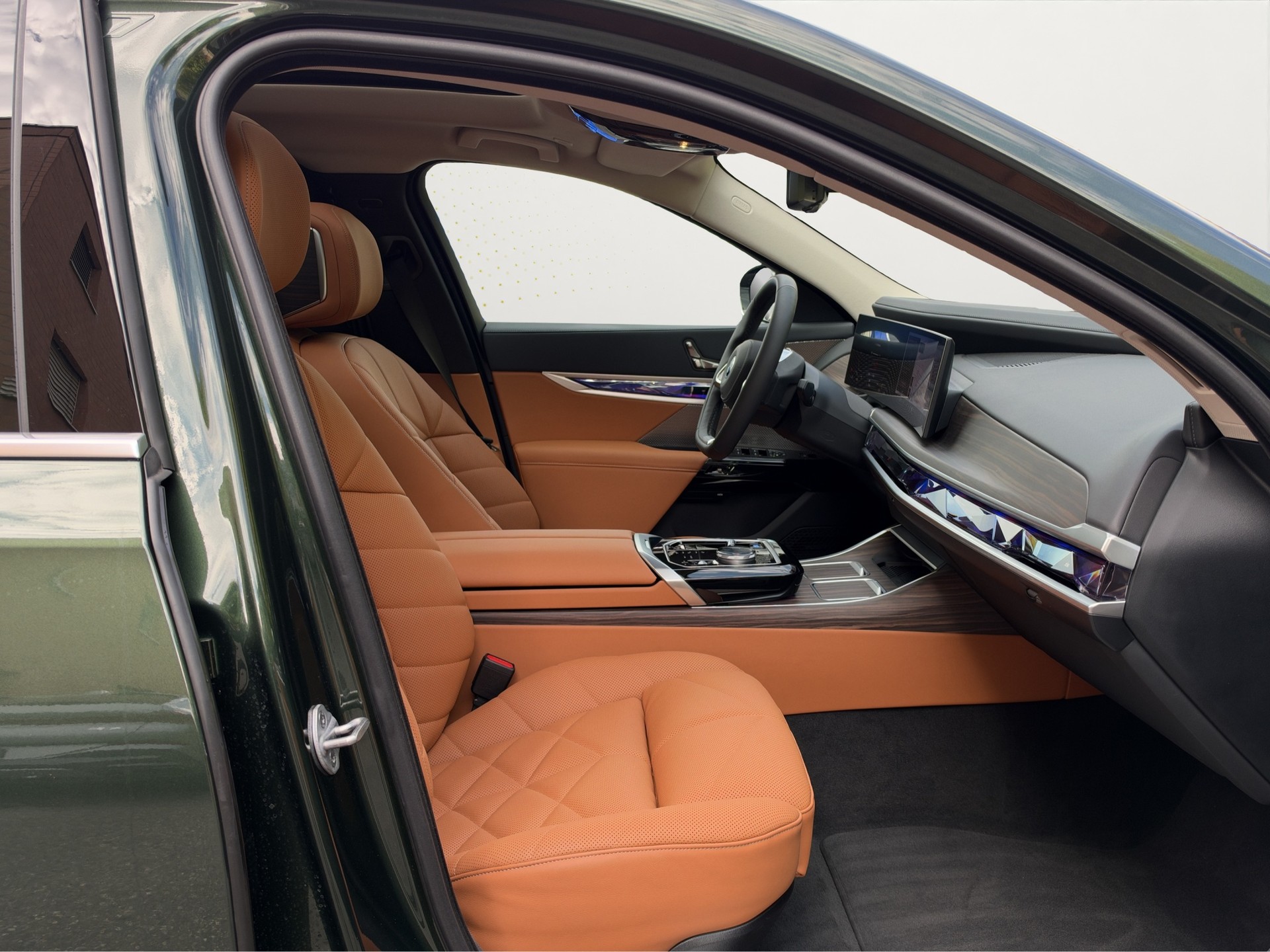 BMW i7 xDrive 60 (CH) INDIVIDUAL-image-12