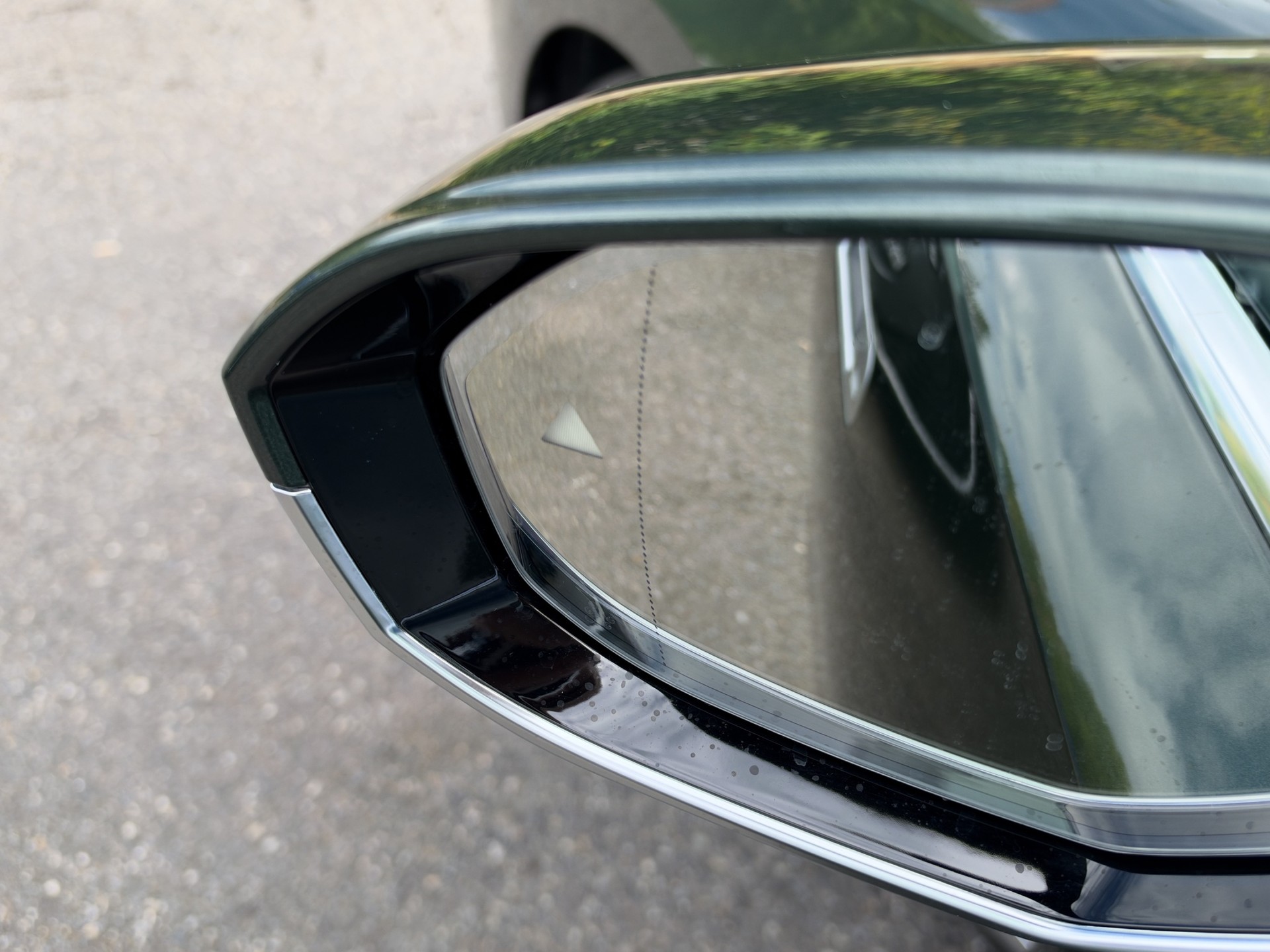 BMW i7 xDrive 60 (CH) INDIVIDUAL-image-17