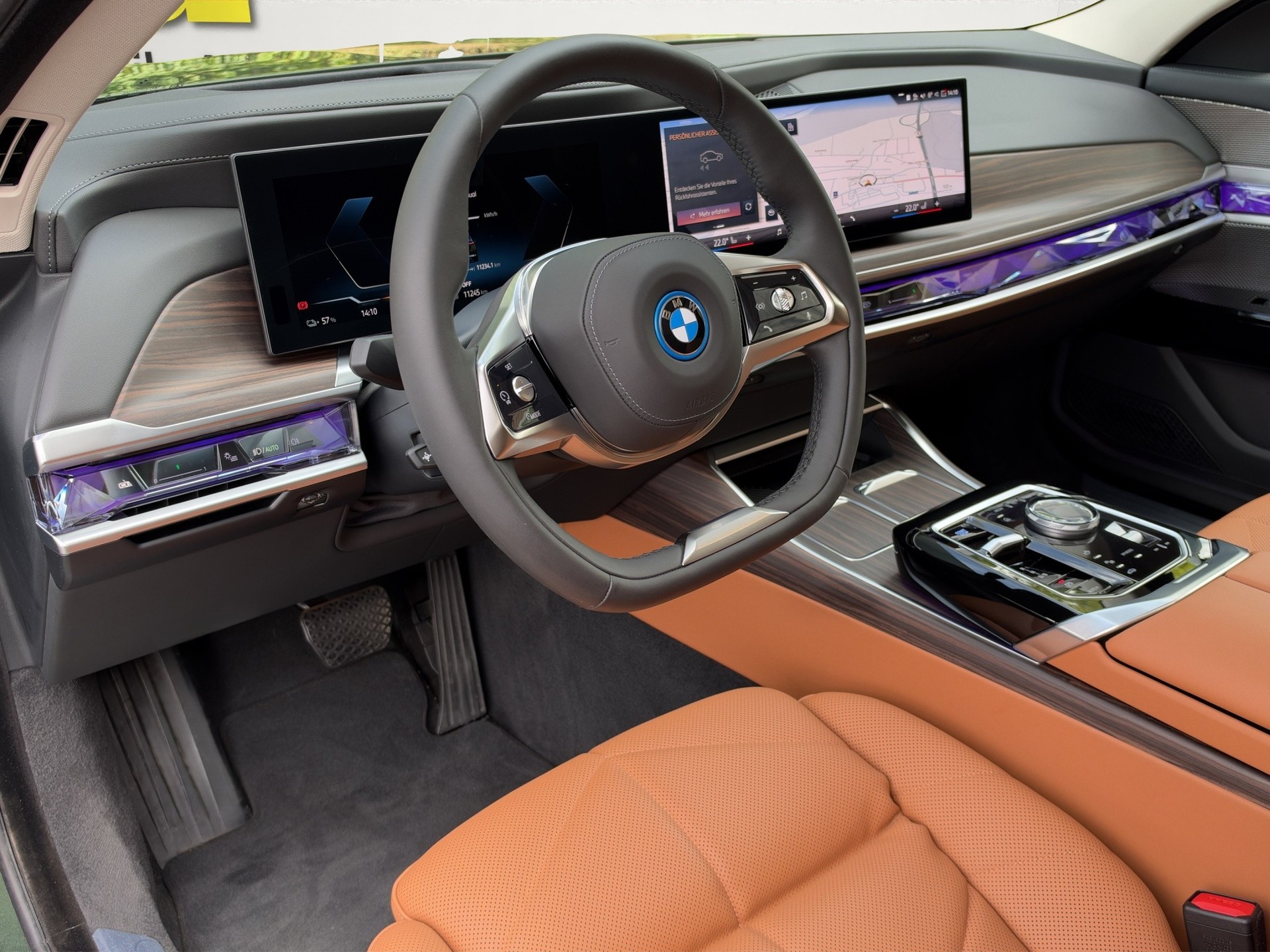 BMW i7 xDrive 60 (CH) INDIVIDUAL-image-10