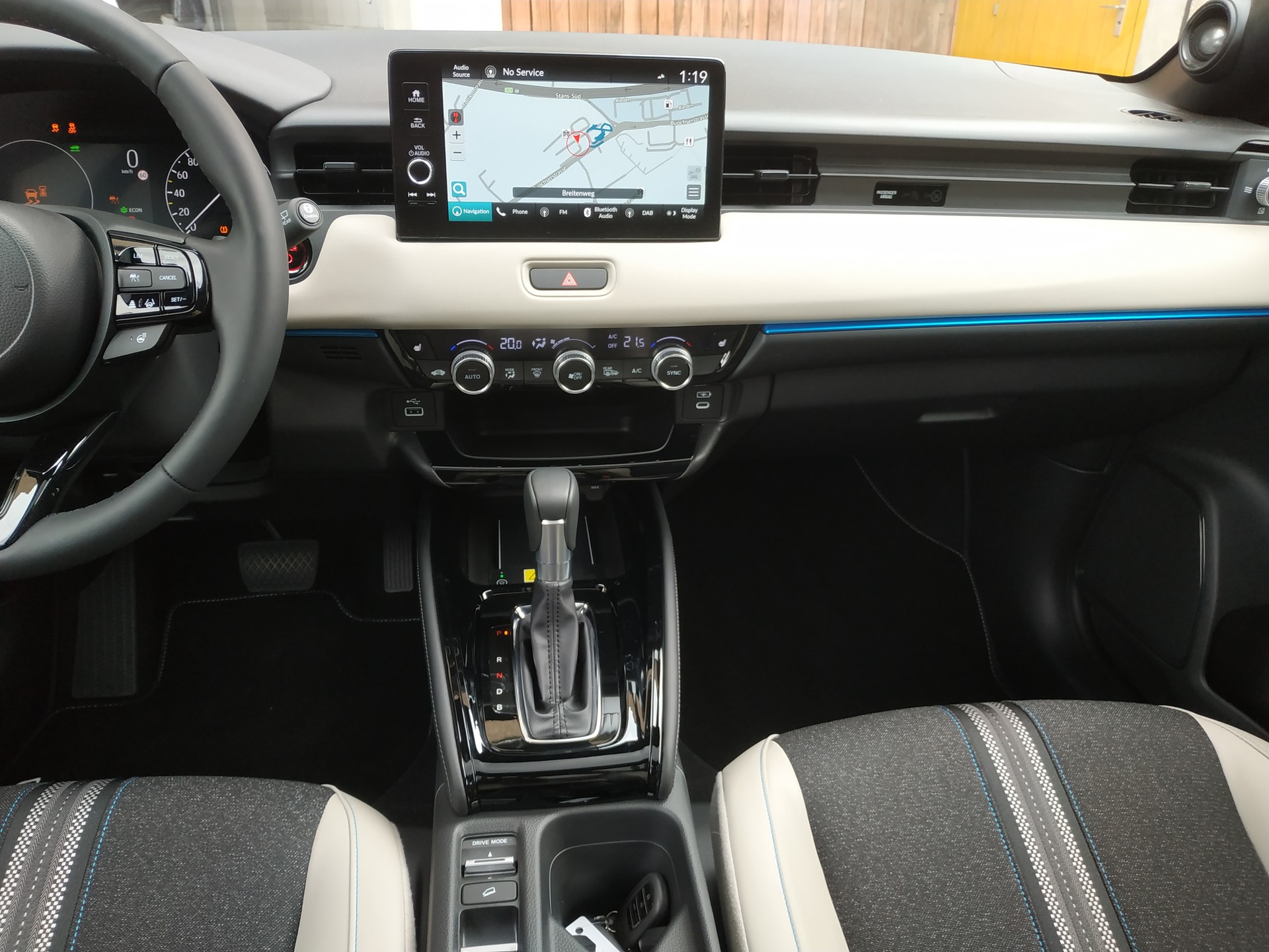 HONDA HR-V 1.5i-MMD Advance Style Plus CVT-image-14