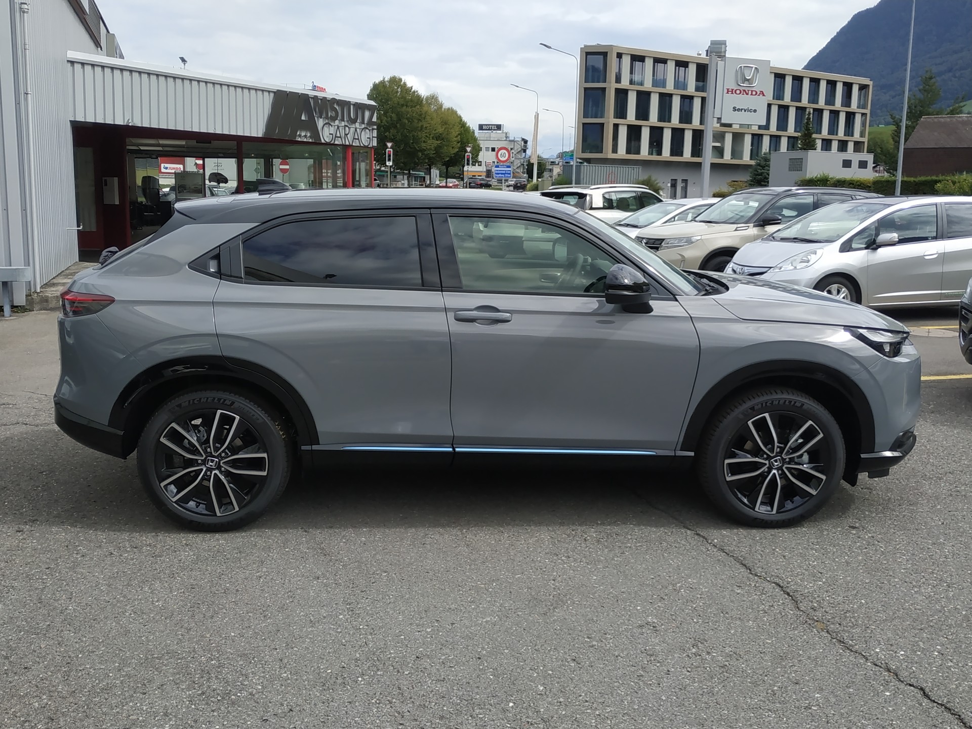 HONDA HR-V 1.5i-MMD Advance Style Plus CVT-image-5