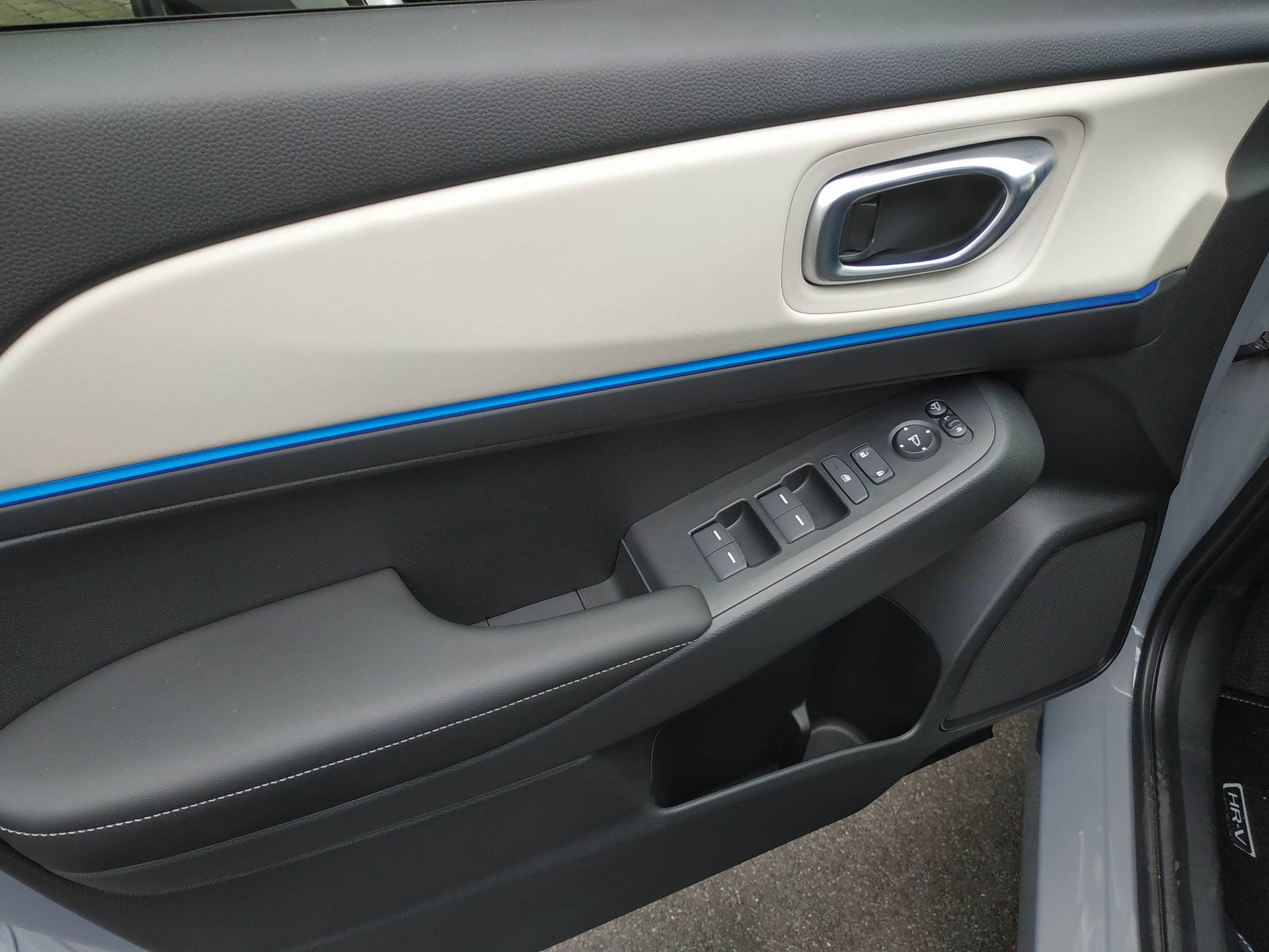 HONDA HR-V 1.5i-MMD Advance Style Plus CVT-image-16