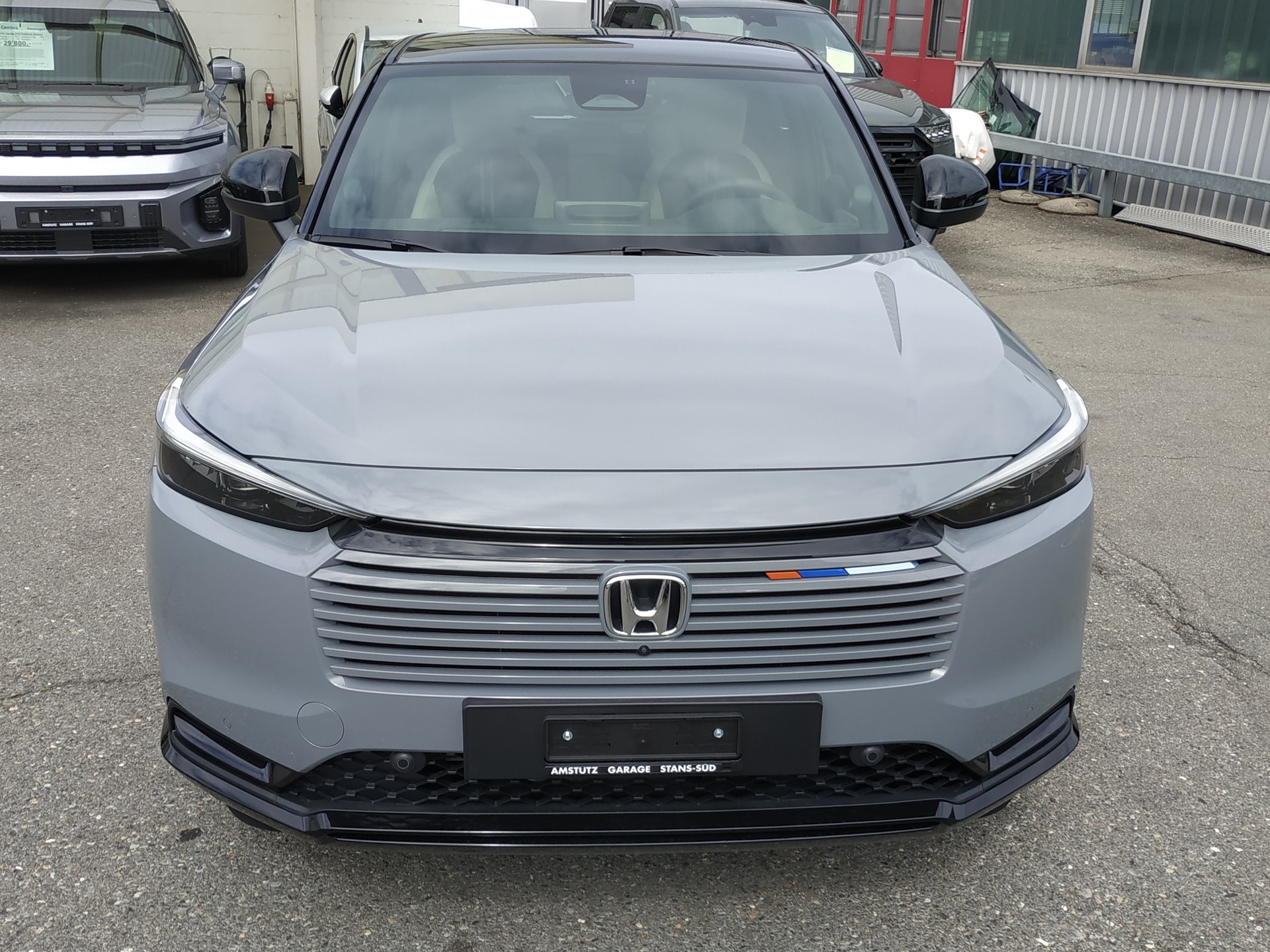 HONDA HR-V 1.5i-MMD Advance Style Plus CVT-showroom-element-3
