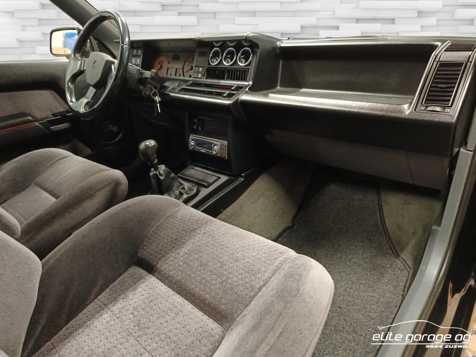RENAULT R21 2.0 Turbo-image-10