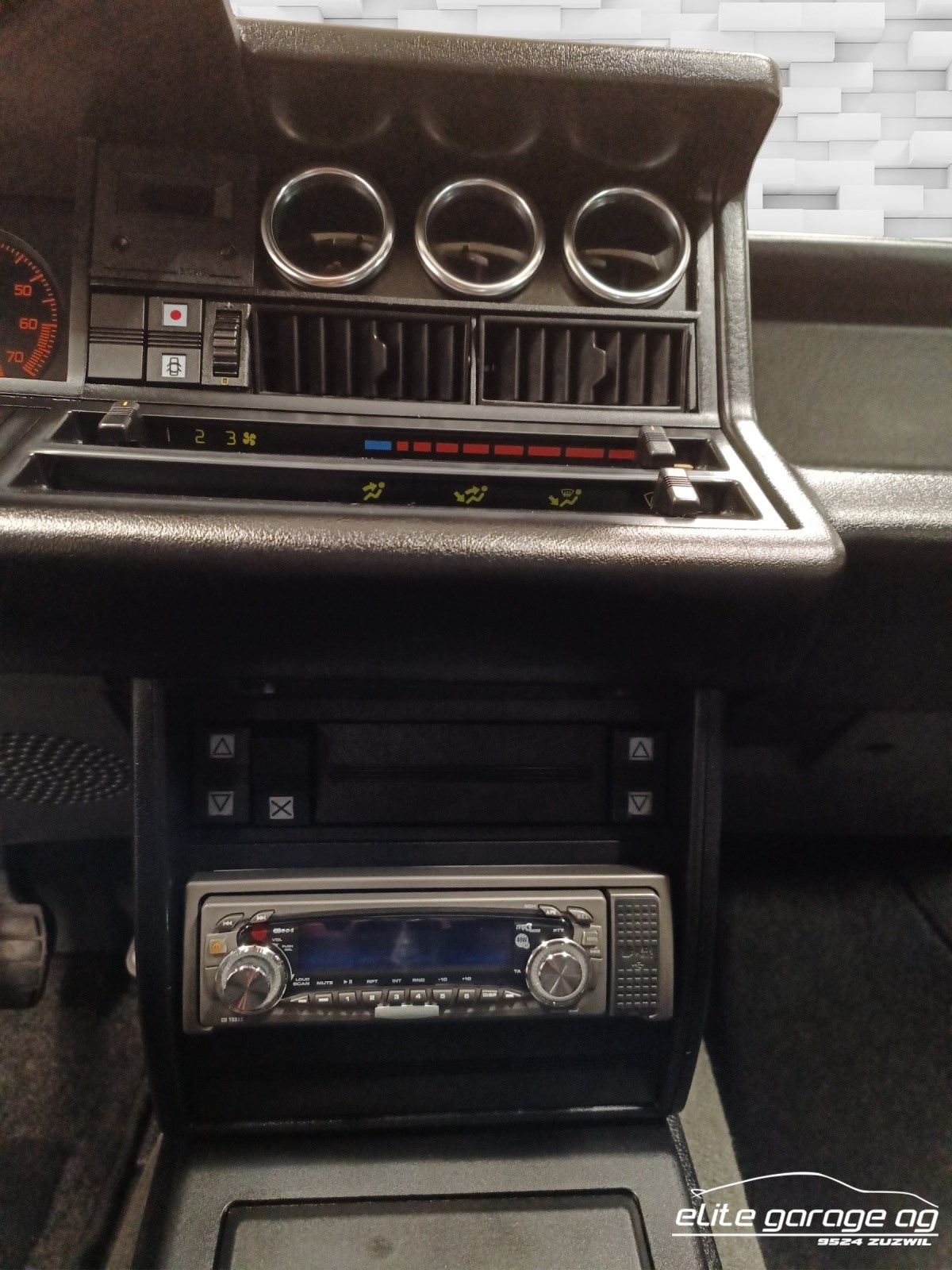 RENAULT R21 2.0 Turbo-image-14