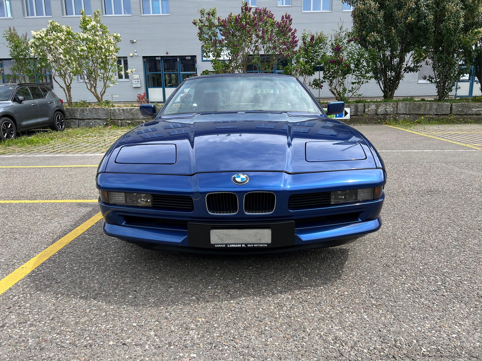 BMW 840Ci | Volllederausstattung in Blau-Schwarz | Elektrische & beheizte Sitze | Elektrisches Schiebedach uvm.-image-2