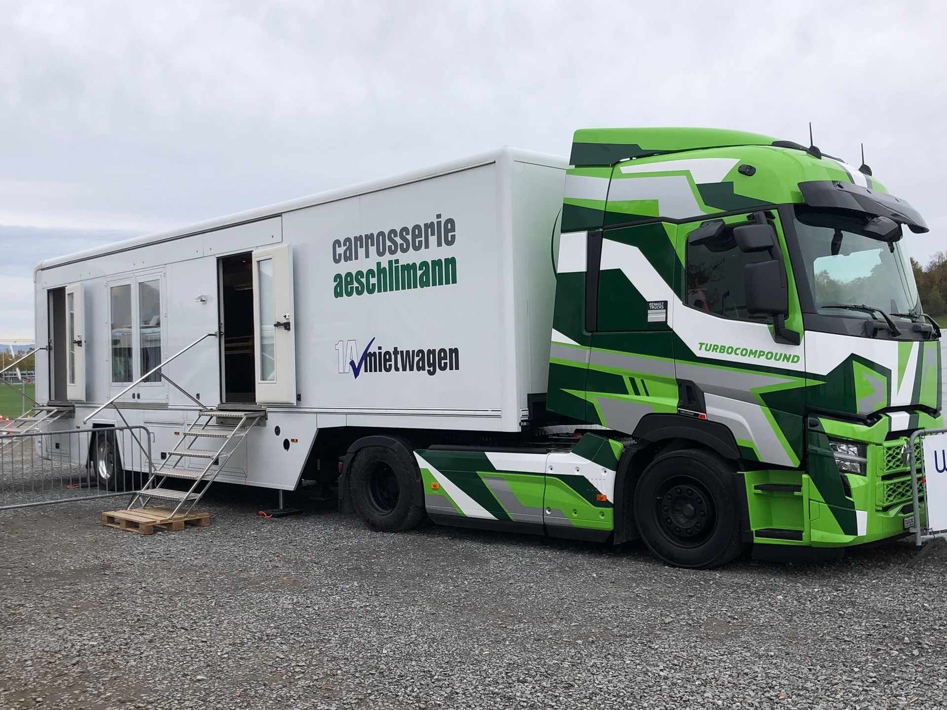 KRONE SE Interhorse Bürocontainer-image-29