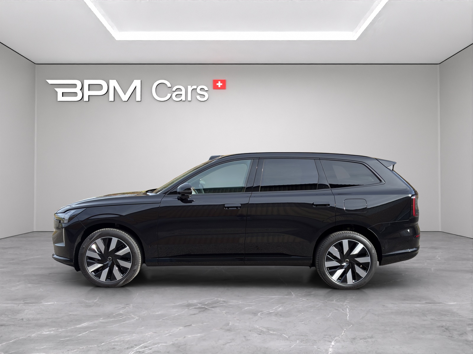 VOLVO EX90 Twin Plus AWD-image-17