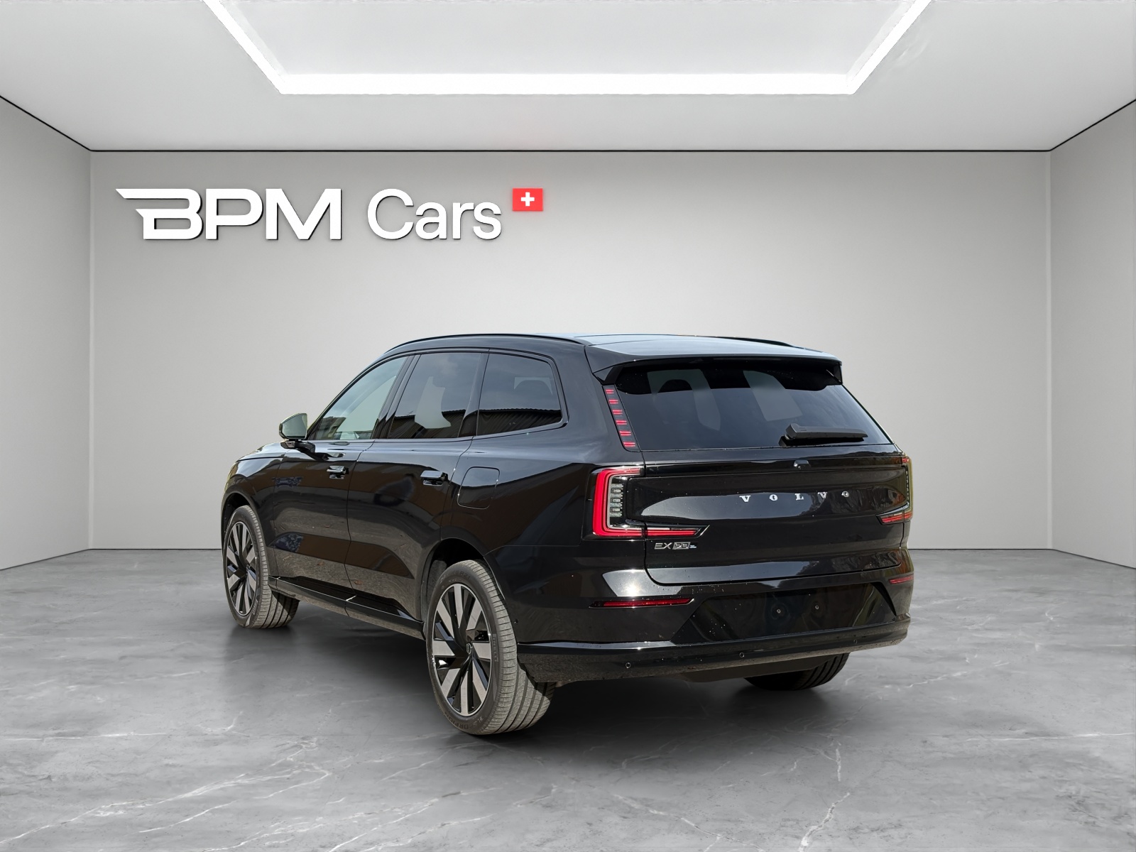VOLVO EX90 Twin Plus AWD-image-5