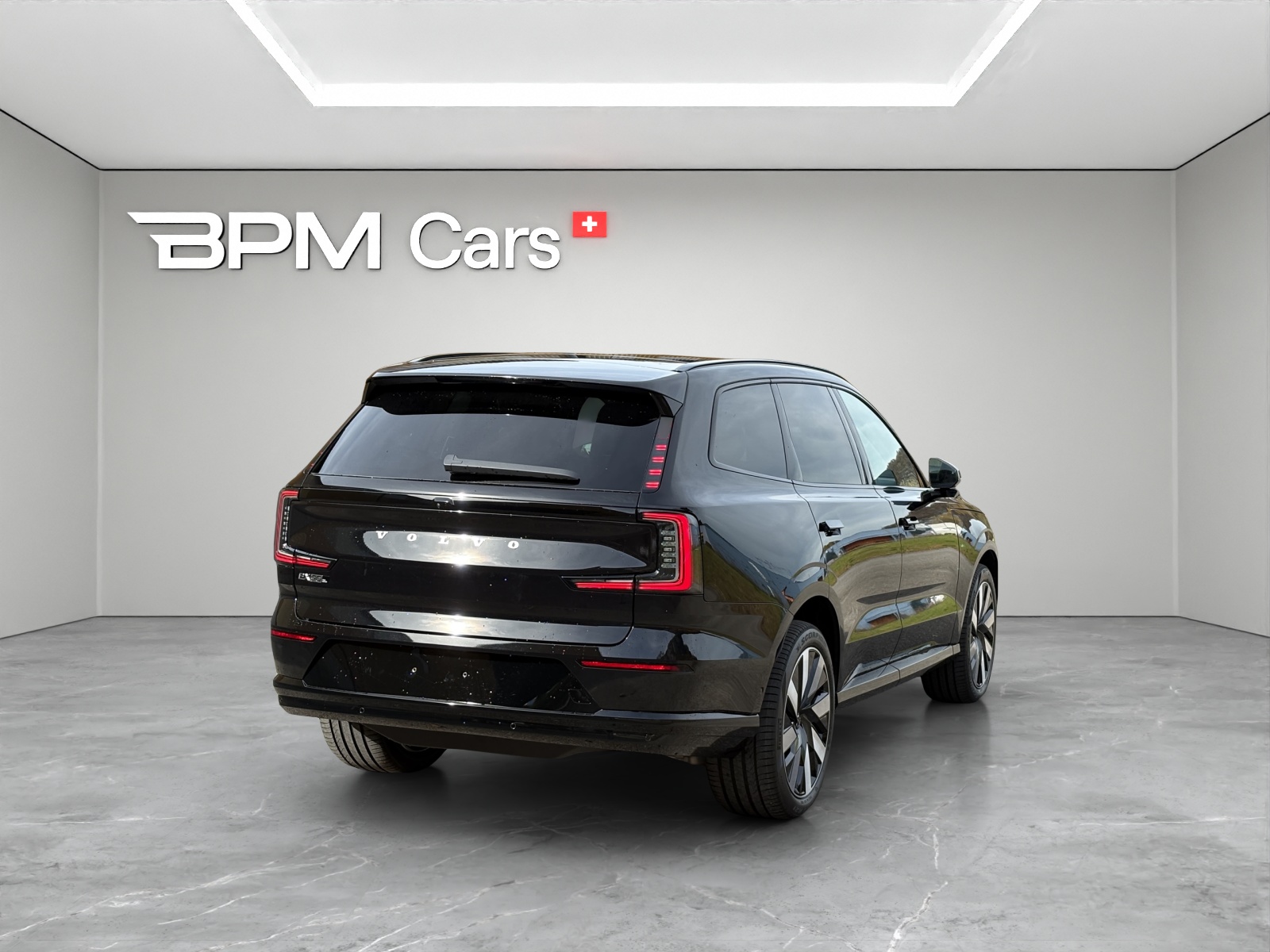 VOLVO EX90 Twin Plus AWD-showroom-element-3