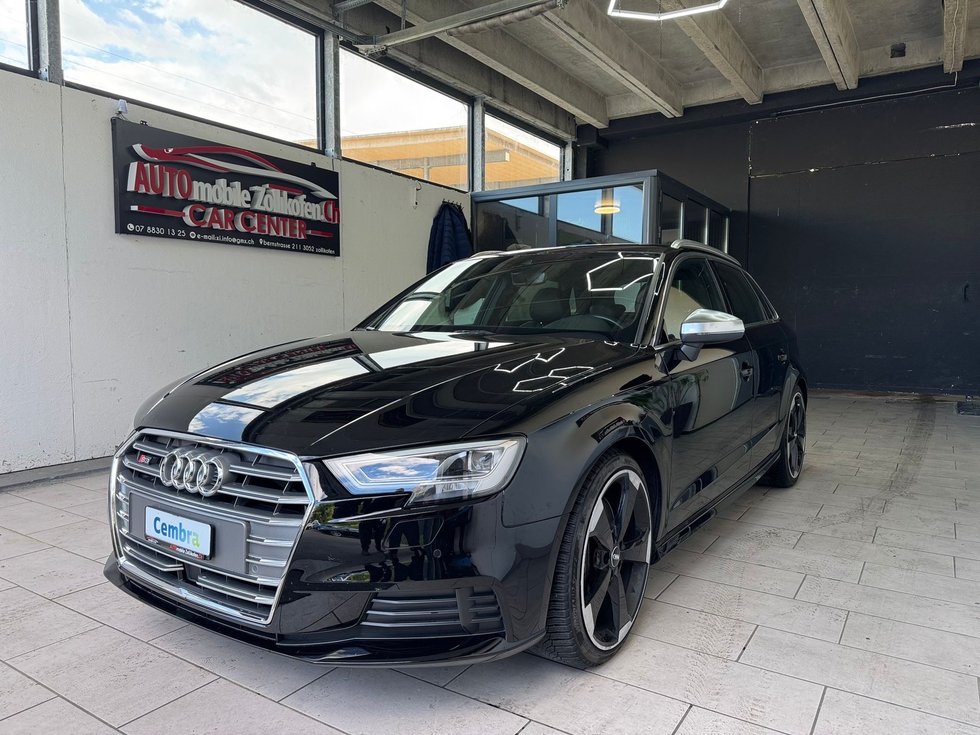 AUDI S3 Sportback 2.0 TFSI quattro S-tronic-image-2