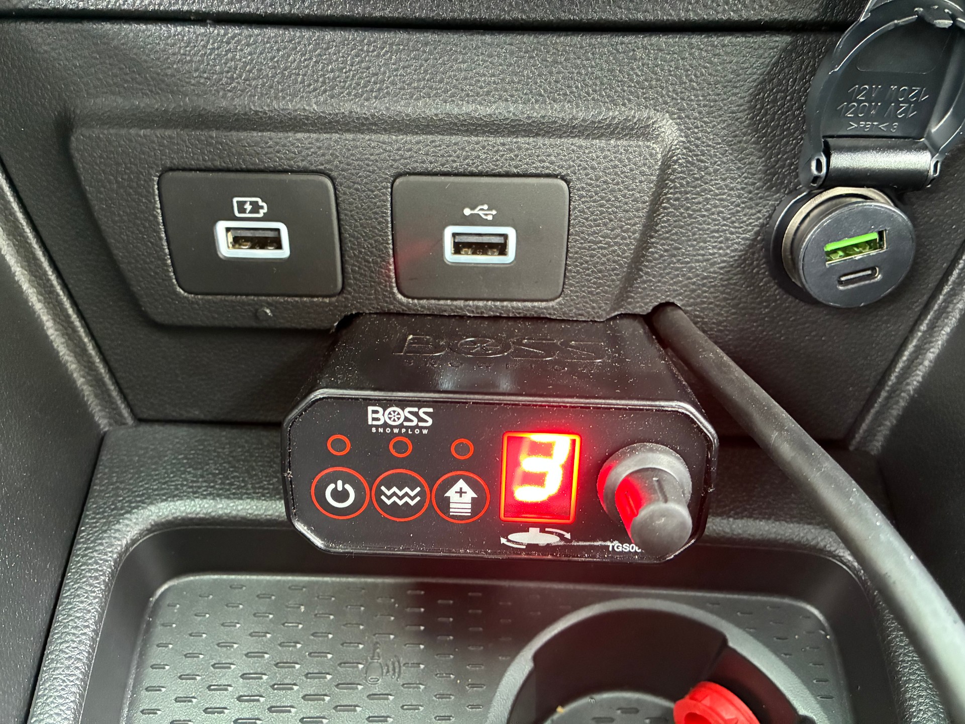 DACIA Duster diesel Winterdienst-image-9