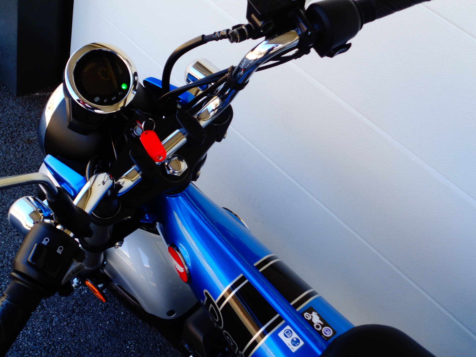 HONDA ST 125 Dax-image-4