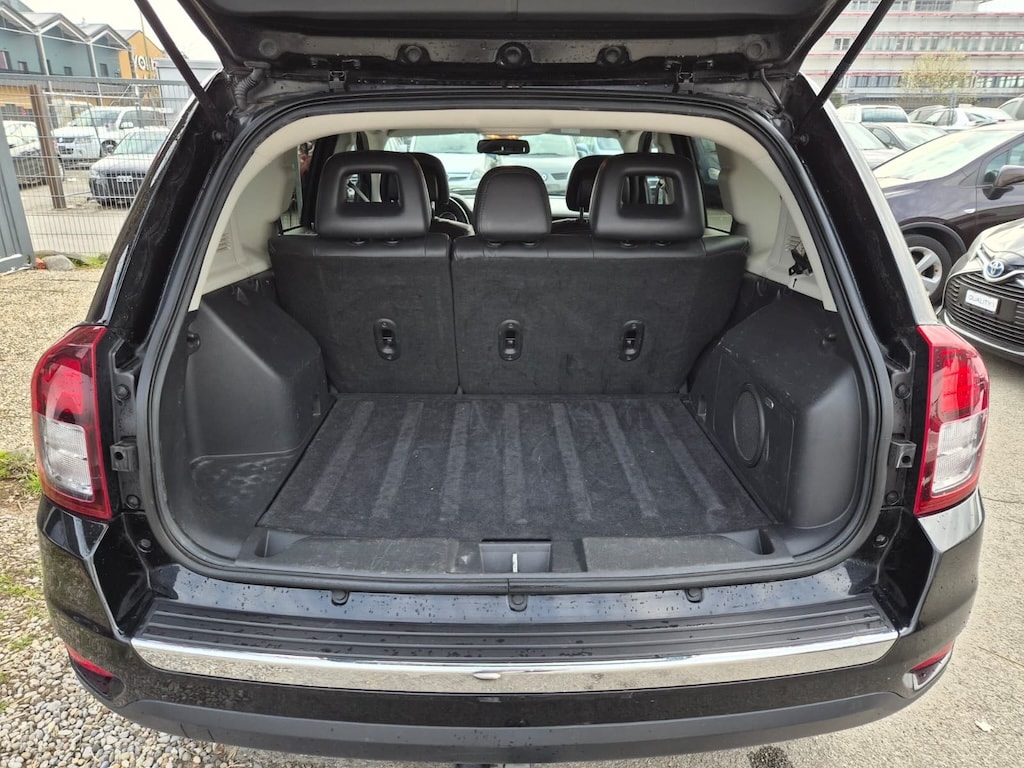 JEEP Compass 2.4 Limited Automatic-image-13
