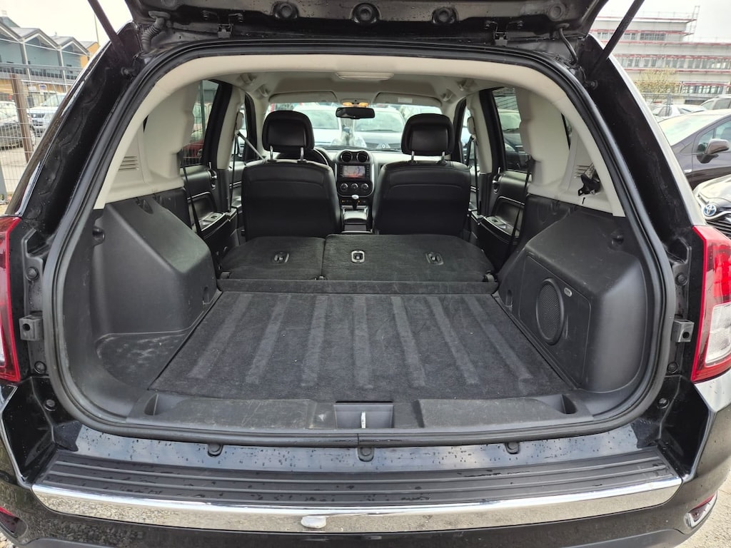 JEEP Compass 2.4 Limited Automatic-image-14