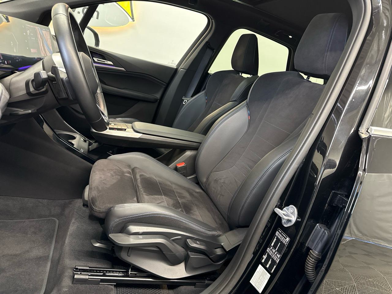 BMW 218d Active Tourer M Sport DKG-showroom-element-3